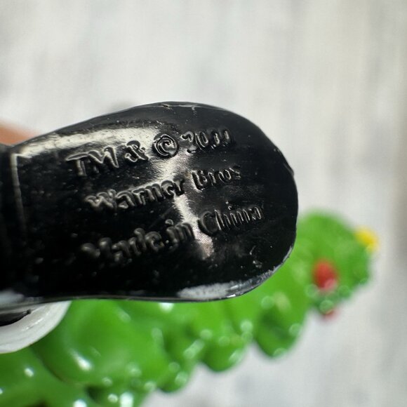 Disney Winnie the Pooh Eeyore Bugs Bunny Garfield Moon Christmas Ornaments Lot - Picture 5 of 9